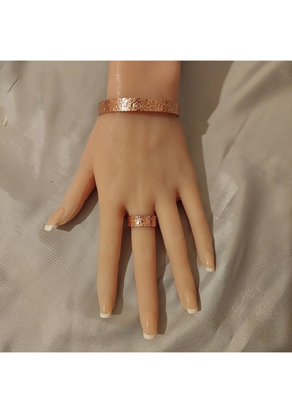 El Yapımı Saf Bakır Bileklik ve Yüzük - Çekiç Desenli, Unisex, Şık ve Sağlıklı