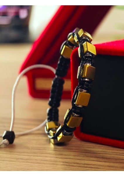 Makrome Bileklik El Yapımı Saf Doğaltaş Özel Yapım Hematit Taşı, Lav Taşı, Akik Taşı, Amatis Taşı