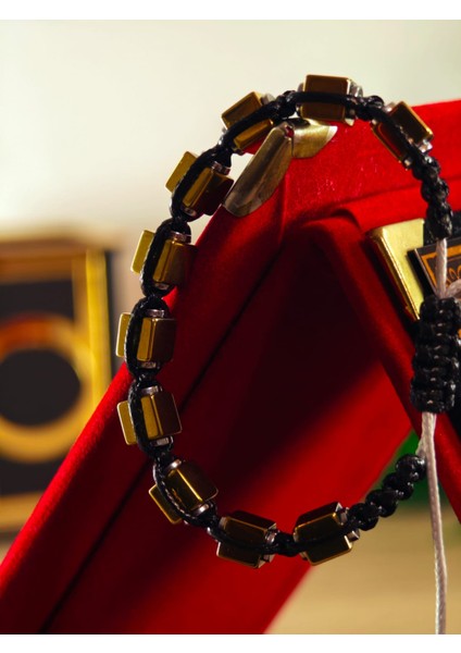 Makrome Bileklik El Yapımı Saf Doğaltaş Özel Yapım Hematit Taşı, Lav Taşı, Akik Taşı, Amatis Taşı