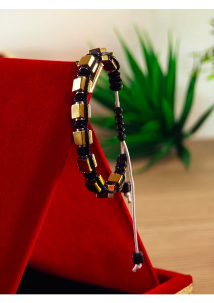 Makrome Bileklik El Yapımı Saf Doğaltaş Özel Yapım Hematit Taşı, Lav Taşı, Akik Taşı, Amatis Taşı