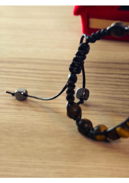 Makrome Bileklik El Yapımı Saf Doğaltaş Özel Yapım Hematit Taşı, Lav Taşı, Akik Taşı, Amatis Taşı modelleri