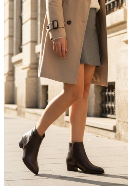 Kadın Alçak Topuk Metal Detay Fermuarlı Günlük Bot Bootie