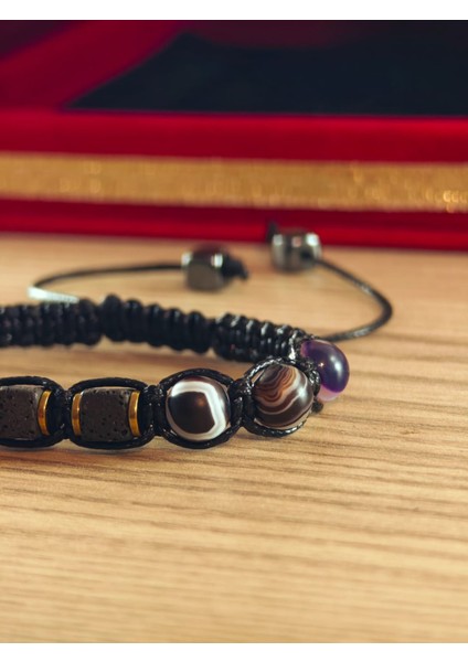 Makrome Bileklik El Yapımı Saf Doğaltaş Özel Yapım Hematit Taşı, Lav Taşı, Akik Taşı, Amatis Taşı