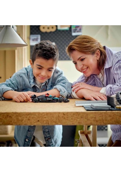 LEGO Speed Champions Mercedes-Amg F1 W15 Yarış Arabası fırsatları