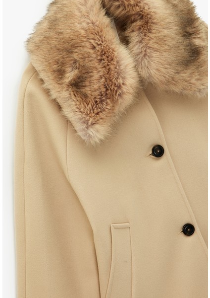 Suni Kürk Yaka Kısa Kaban Cepli Uzun Kollu modelleri