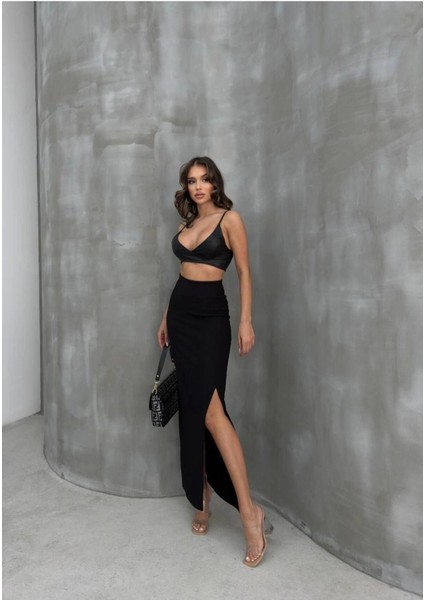 Kaşkorse Uzun Yırtmaçlı Ince Fitilli Kumaş Kadın Etek