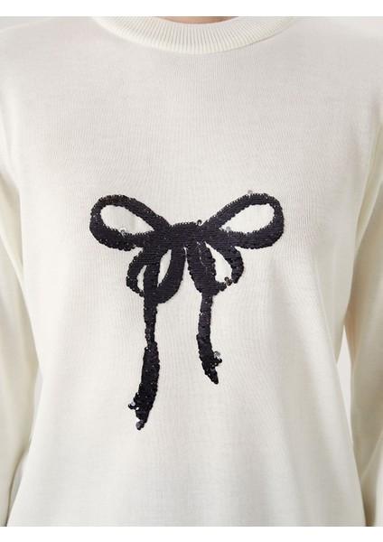 Yeni Sezon Bisiklet Yaka Pul Işlemeli Kadın Triko Kazak modelleri