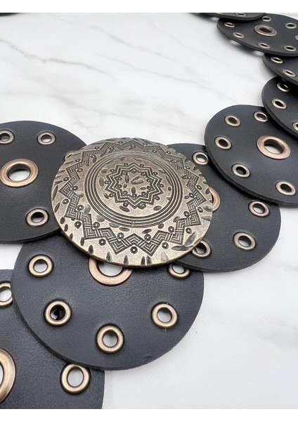 Kadın Bohem Deri Metal Halkalı Dekoratif Kemer – Antik Gold Tokalı, Yuvarlak Parçalı Tasarım fiyatları