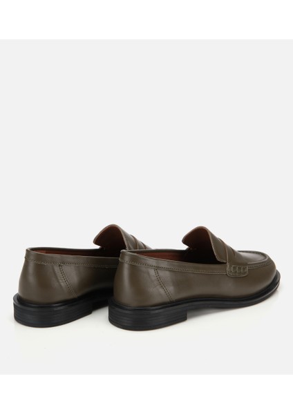 01AYH313600A880 KADIN Deri Haki Yumuşak Dokulu Klasik Loafer fırsatları