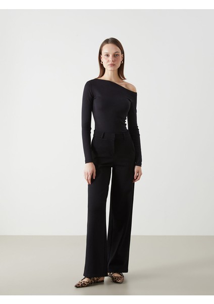 Yeni Sezon Standart Fit Geniş Paça Kadın Pantolon