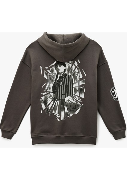 Wednesday Lisanslı Kapüşonlu Arkası Baskılı Oversize Sweatshirt fiyatları