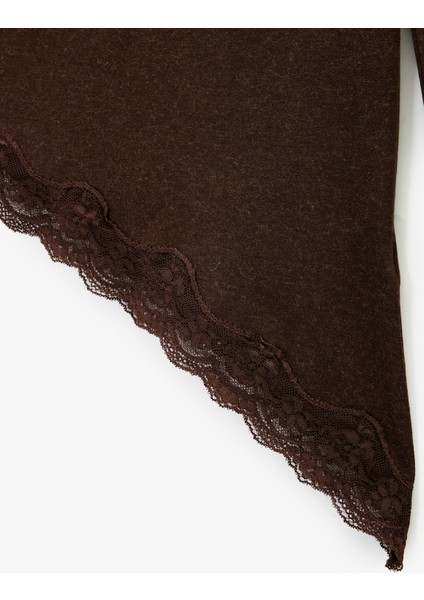 Regular Fit Uzun Kollu Asimetrik Bisiklet Yaka Dantelli Tişört fırsatları