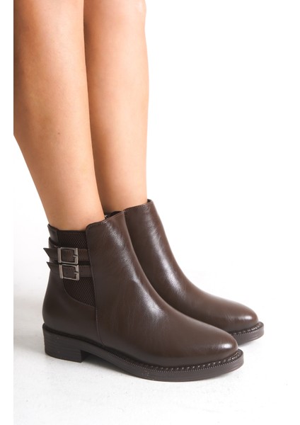 Alçak Taban Yandan Lastik ve Fermuarlı Çift Toka Detaylı Kadın Acı Kahve Bot Bootie