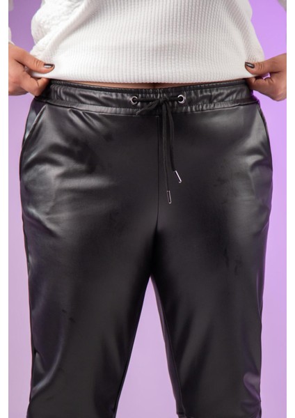 Kadın Büyük Beden Deri Siyah Pantolon