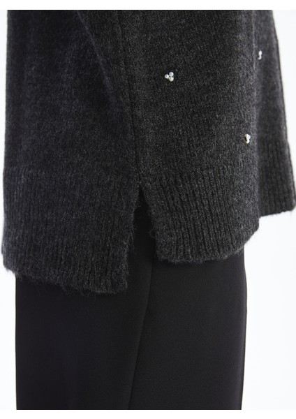 Yeni Sezon Bisiklet Yaka Işlemeli Kadın Triko Kazak modelleri