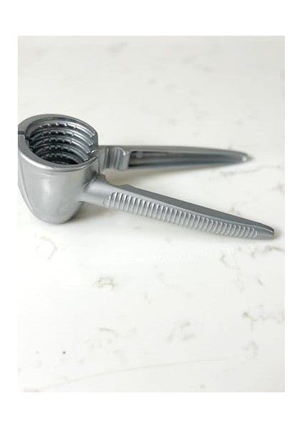 Ceviz Kıracağı, Sağlam Çelik Krom Renk Döküm Ceviz ve Fındık Kıracağı (Ceviz Kıracağı, Gri) fiyatları