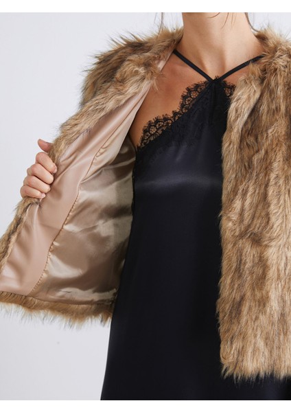 Yeni Sezon Bisiklet Yaka Kadın Kürk Mont fırsatları