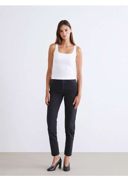 Yeni Sezon Kare Yaka Kadın Atlet 2'li fırsatları