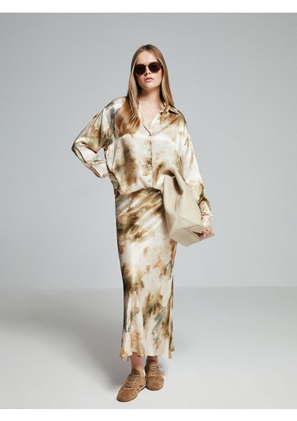 Yeni Sezon Standart Fit Desenli Saten Kadın Etek