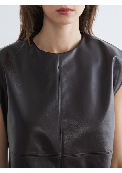 Yeni Sezon Bisiklet Yaka Deri Görünümlü Bluz modelleri