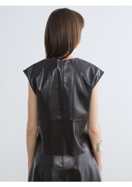 Yeni Sezon Bisiklet Yaka Deri Görünümlü Bluz fırsatları