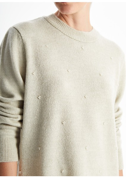 Yeni Sezon Bisiklet Yaka Işlemeli Kadın Triko Kazak modelleri