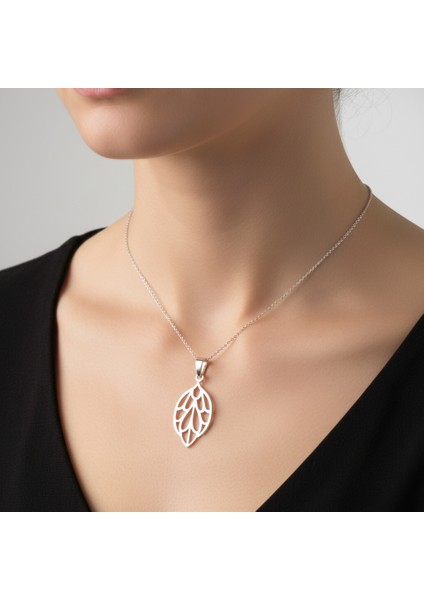 925 Ayar gümüş kolye melek kanadı SM1568 modelleri