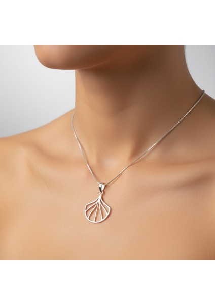 925 Ayar gümüş kolye deniz kabuğu SM1834 modelleri