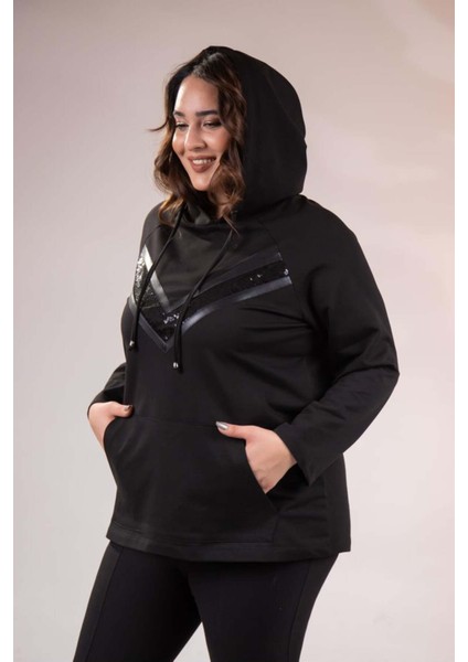 Kadın Büyük Beden Önü Pullu Siyah Sweat