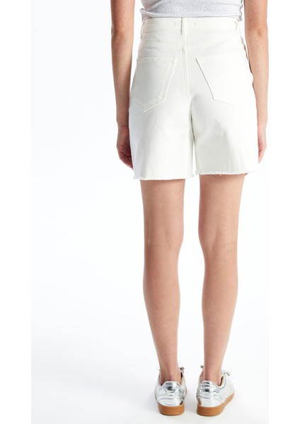 Yeni Sezon Bermuda Fit Kadın Jean Şort indirimleri