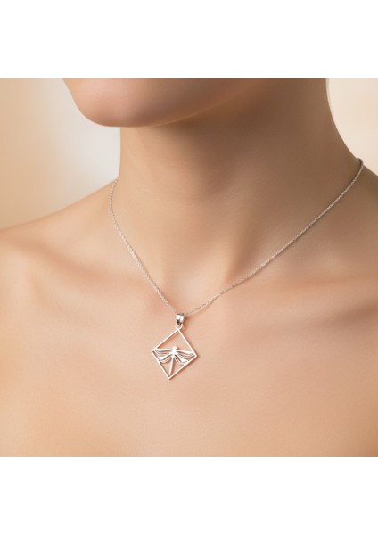 925 Ayar gümüş kolye yusufçuk SM6686 fırsatları