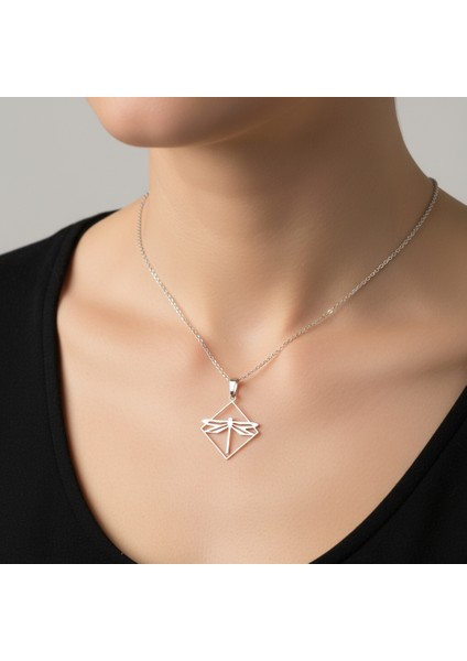 925 Ayar gümüş kolye yusufçuk SM6681 fırsatları