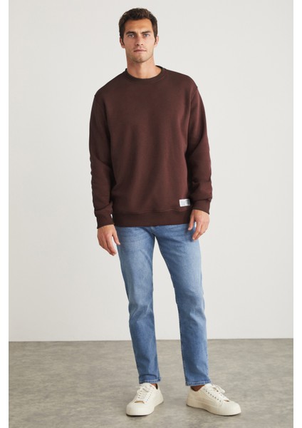 TRAVIS Erkek Organik Kumaşlı Yumuşacık Regular Fit Yuvarlak Yakalı Koyu Kahverengi Sweatshirt modelleri