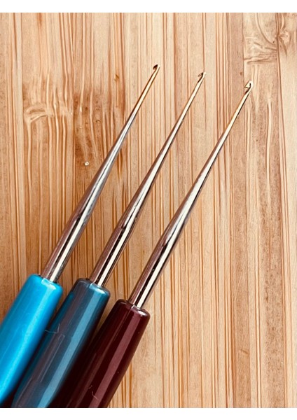 Plastik Saplı Oya ve Dantel El Örgü Tığ No:20, 21, 22. 3'lü Set. modelleri