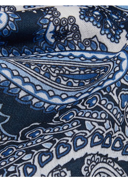 Yeni Sezon Desenli Kadın Şal modelleri