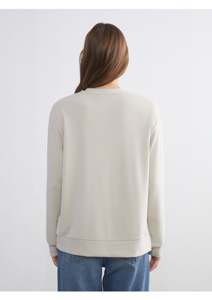 Yeni Sezon Bisiklet Yaka Taşlı Kadın Sweatshirt fırsatları