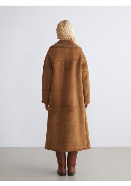 Yeni Sezon Kürklü Yaka Kadın Süet Kaban indirimleri