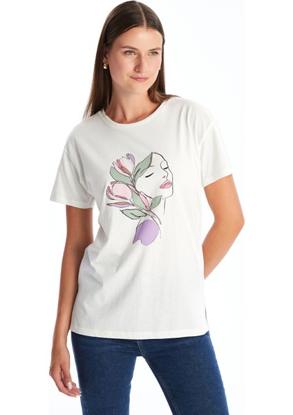 Yeni Sezon Bisiklet Yaka Baskılı Kadın Tişört