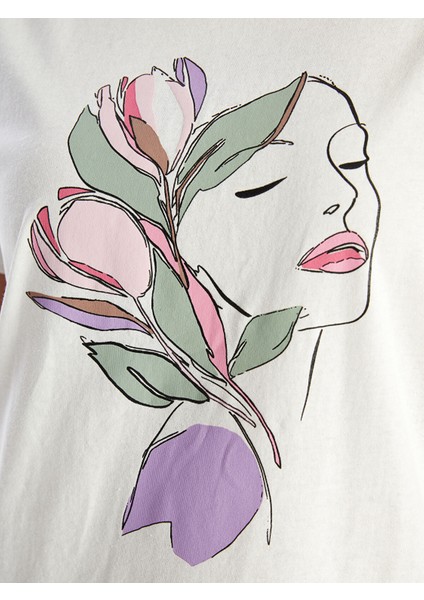 Yeni Sezon Bisiklet Yaka Baskılı Kadın Tişört modelleri