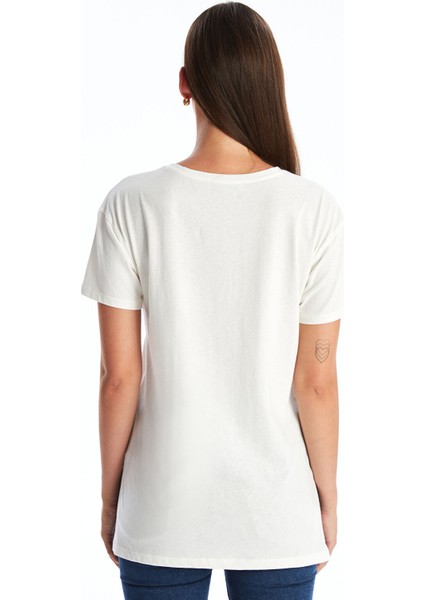 Yeni Sezon Bisiklet Yaka Baskılı Kadın Tişört fırsatları