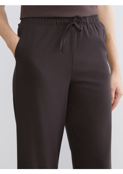 Yeni Sezon Beli Lastikli Geniş Paça Kadın Pantolon modelleri