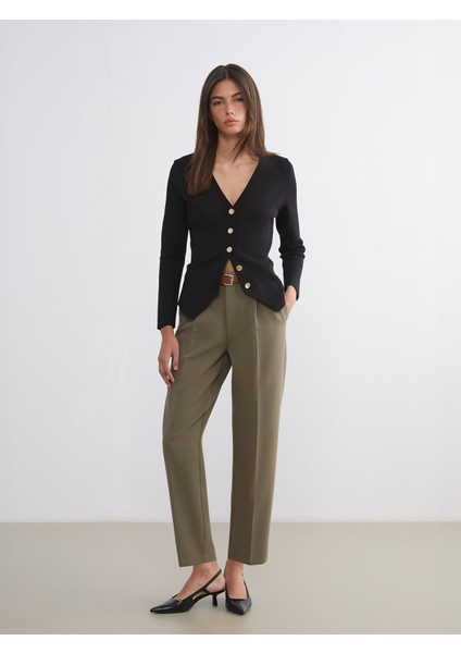 Yeni Sezon Beli Kemerli Havuç Kesim Kadın Pileli Pantolon