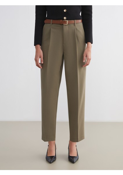 Yeni Sezon Beli Kemerli Havuç Kesim Kadın Pileli Pantolon fiyatları