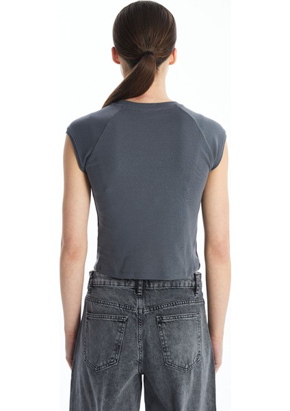 Yeni Sezon Bisiklet Yaka Kadın Tişört fırsatları