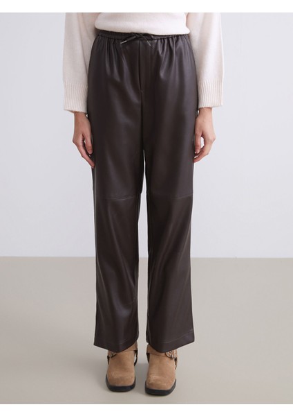 Yeni Sezon Beli Lastikli Deri Görünümlü Kadın Pantolon fiyatları