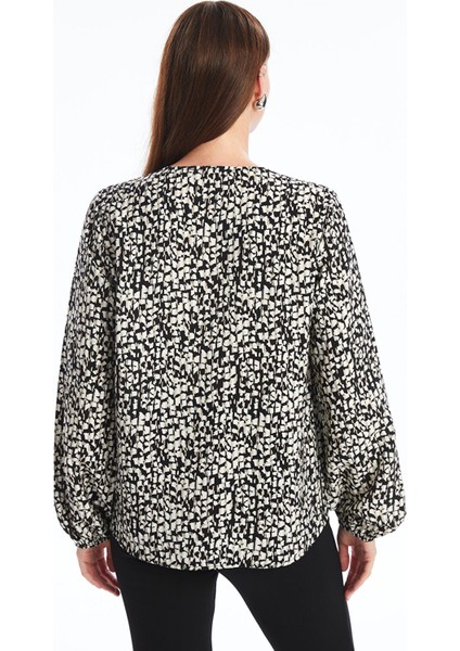 Yeni Sezon Bağlamalı Yaka Desenli Uzun Kollu Kadın Bluz fırsatları