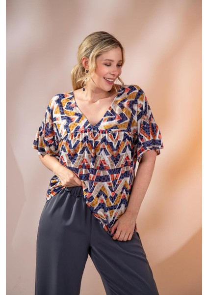 Kadın Büyük Beden V Yaka Bluz Lacivert