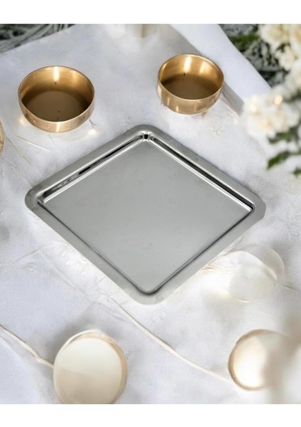 Metal Kare Tepsi Sunumluk, Kahve ve Çay Saati Sunumu Için Şık Tepsi, Dayanıklı ve Temizlenen Mutfak ve Misafir Odası Aksesuarı (Gümüş)