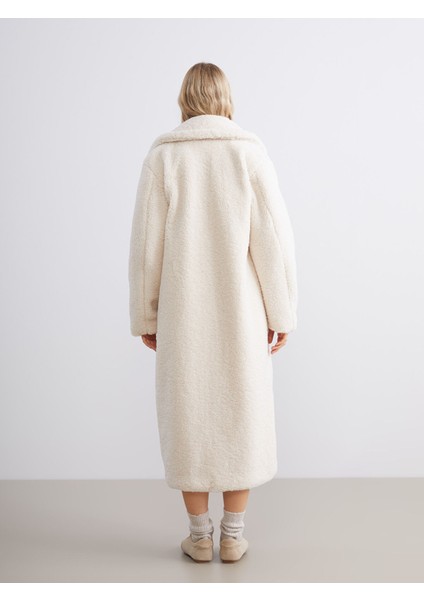 Yeni Sezon Ceket Yaka Kadın Pelüş Kaban indirimleri