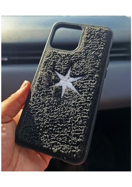 Nakışlı Kılıfı – Estetik Işlemeli Tasarım, Darbe Emici, Yumuşak Kenar Koruma, Şık ve Dayanıklı Kılıf (Yıldız, IPhone 13/14) fiyatları